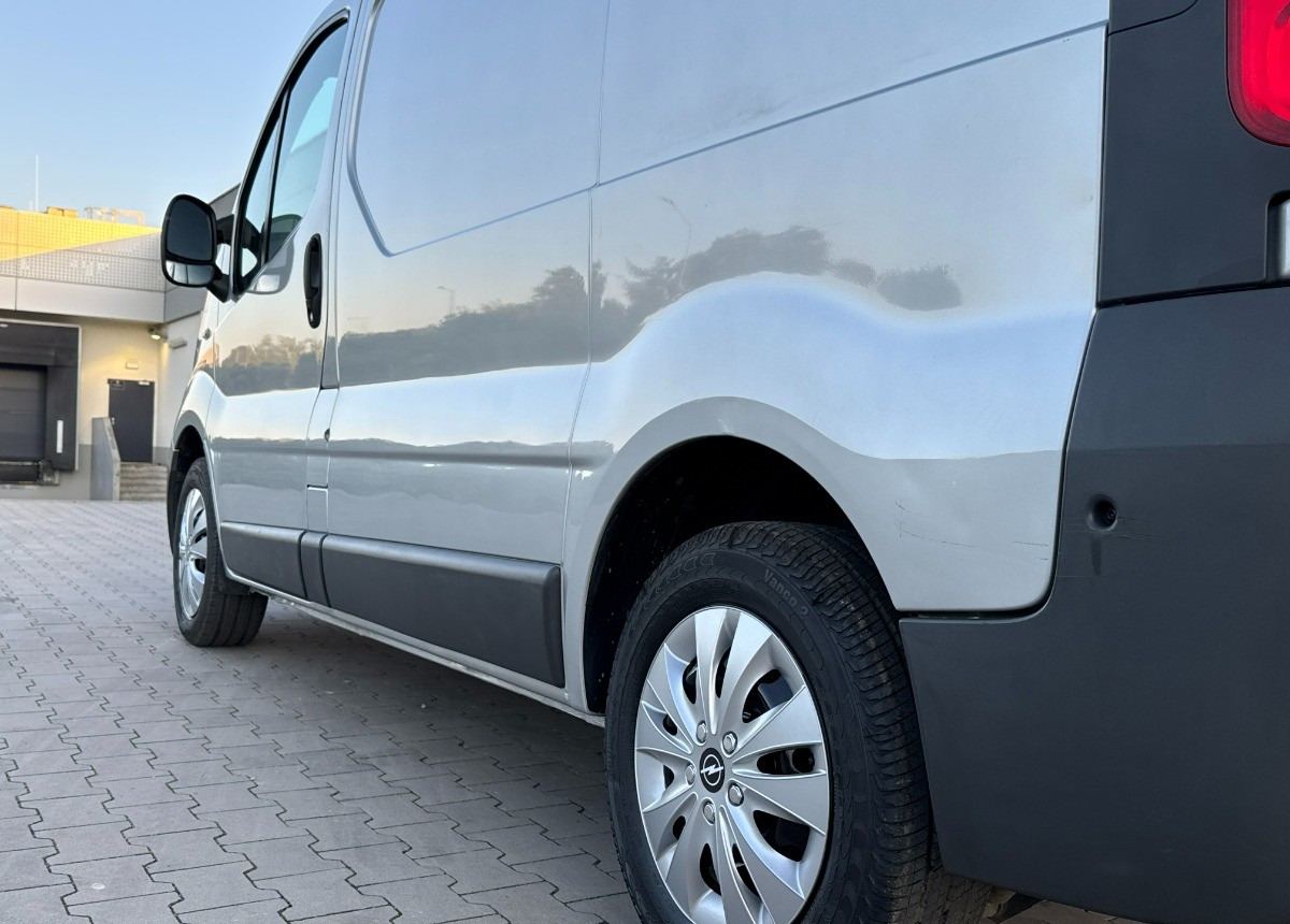 Furgón Opel Vivaro 2.0 DCI 115KM 2014 Rok Klimatyzacja Nawigacja BEZWYPADKOWY: foto 16