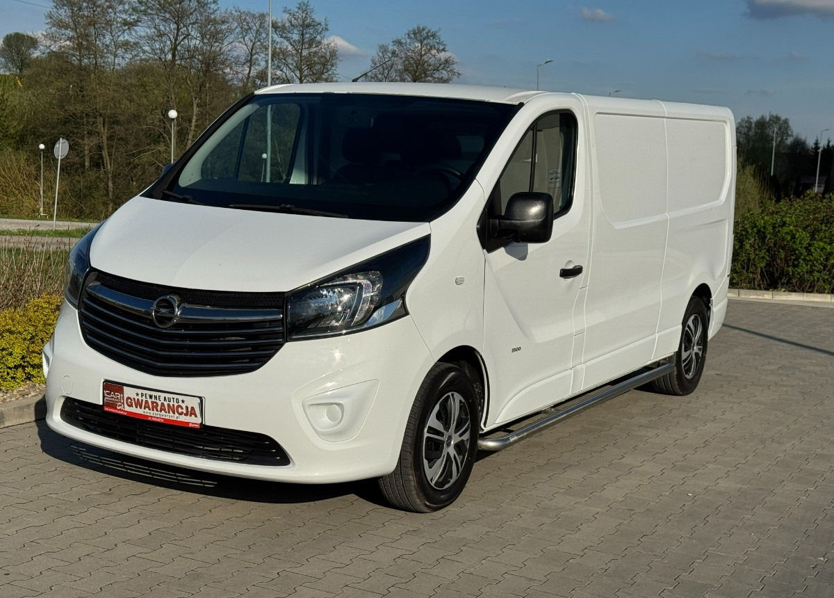 Opel Vivaro L2H1 LONG Zderzak listwy kolor Klimatyzacja Sprowadzony BRUTTO CENA - Furgón: foto 1 Opel Vivaro L2H1 LONG Zderzak listwy kolor Klimatyzacja Sprowadzony BRUTTO CENA - Furgón: foto 1