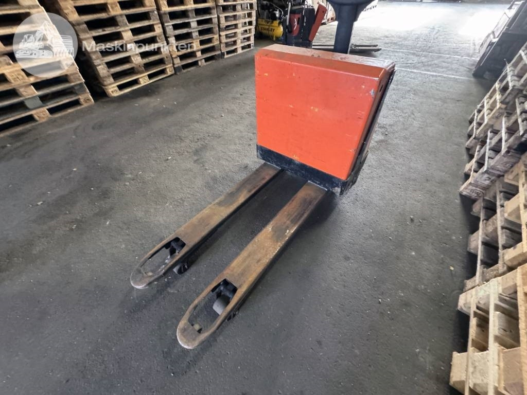 BT LWE 180 - Transpaleta: foto 1 BT LWE 180 - Transpaleta: foto 1