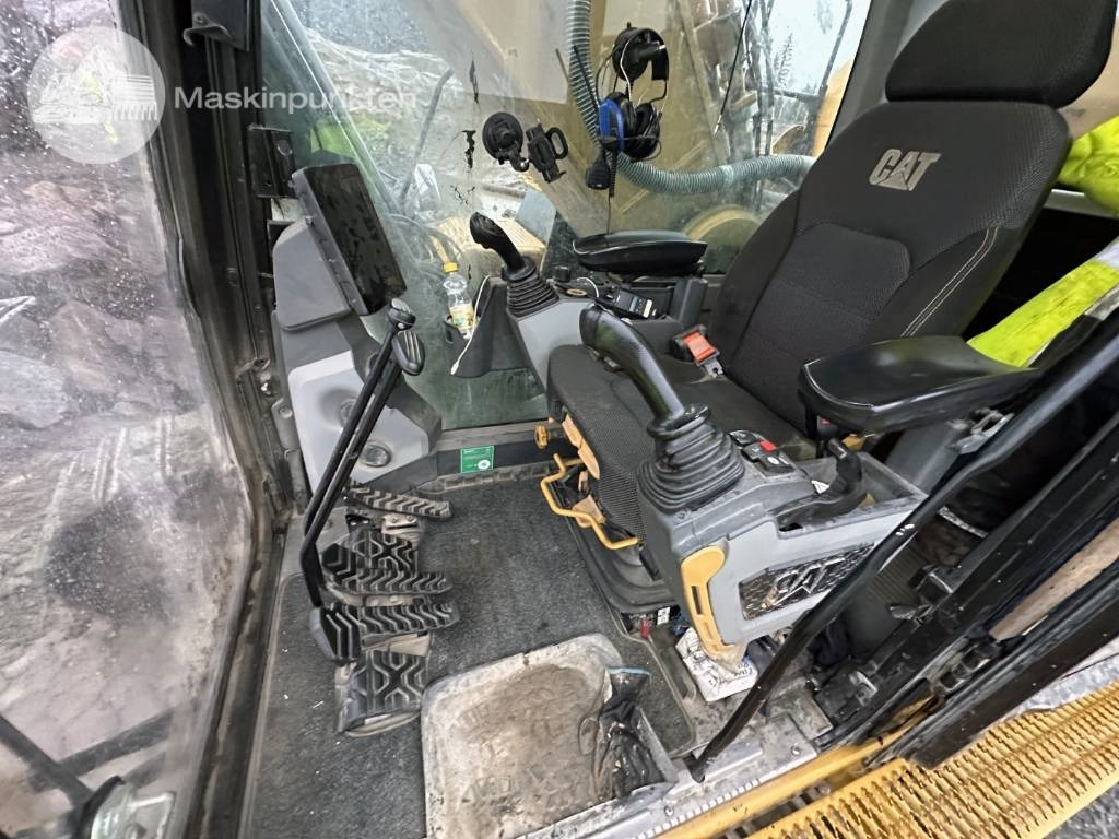 Excavadora de cadenas CAT 352: foto 13