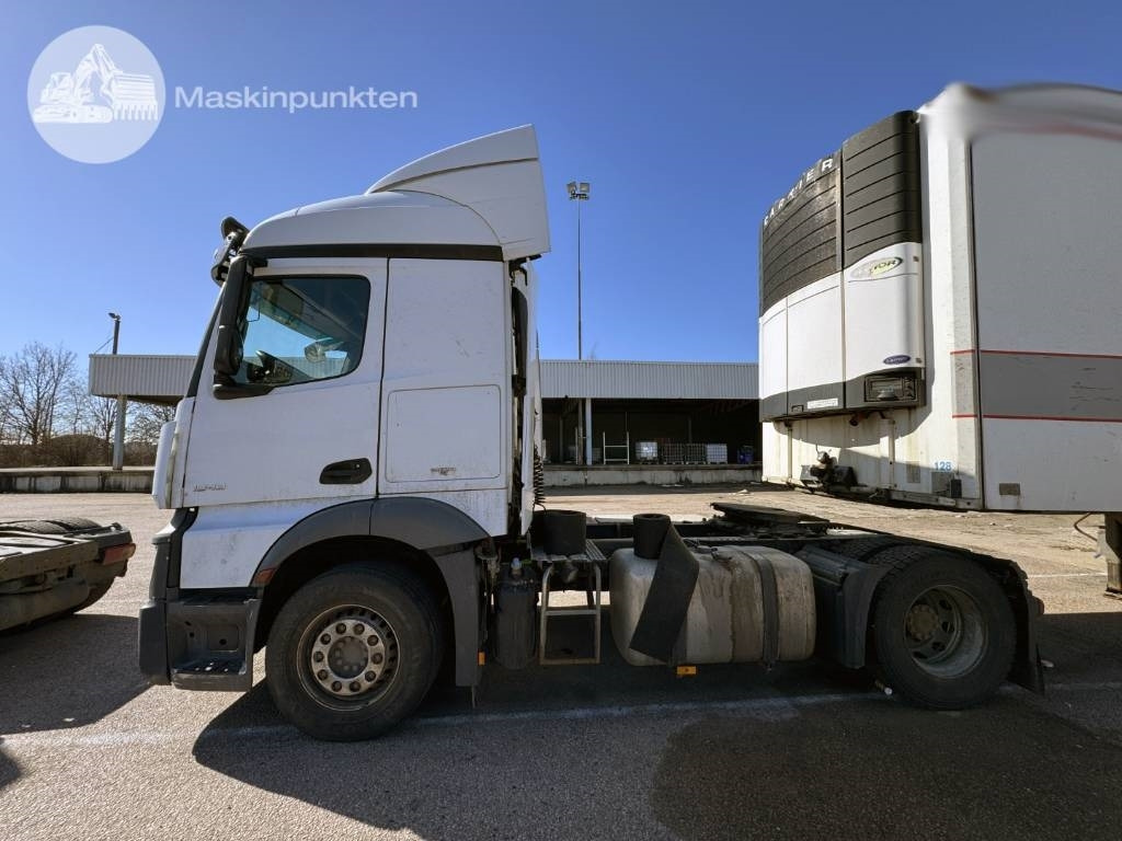 Mercedes-Benz Actros 1843 - Cabeza tractora: foto 4 Mercedes-Benz Actros 1843 - Cabeza tractora: foto 4