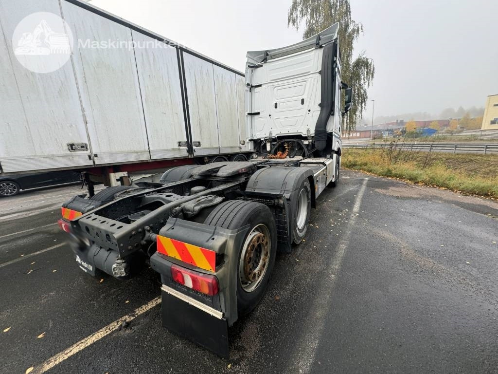 Mercedes-Benz Actros 2545 - Cabeza tractora: foto 5 Mercedes-Benz Actros 2545 - Cabeza tractora: foto 5