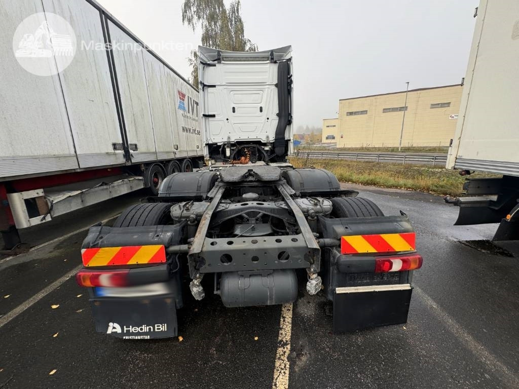 Mercedes-Benz Actros 2545 - Cabeza tractora: foto 4 Mercedes-Benz Actros 2545 - Cabeza tractora: foto 4