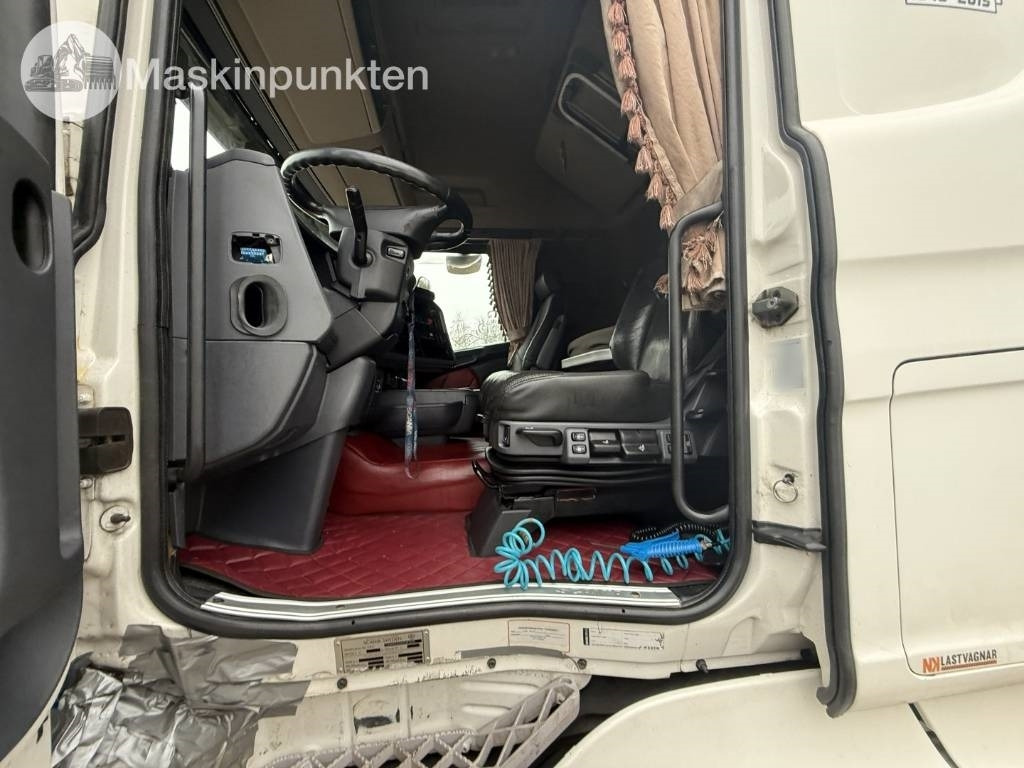 Cabeza tractora Scania R 520: foto 12
