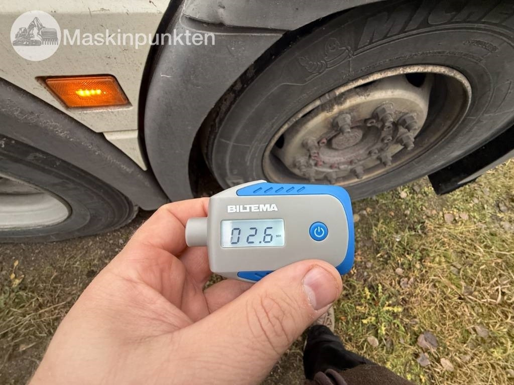 Cabeza tractora Scania R 520: foto 49