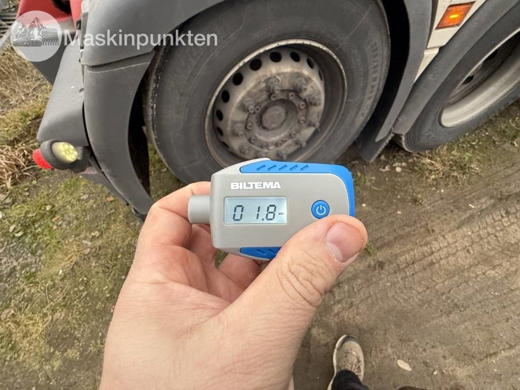 Cabeza tractora Scania R 520: foto 50