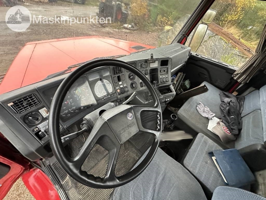 Cabeza tractora Scania T 143 H: foto 10