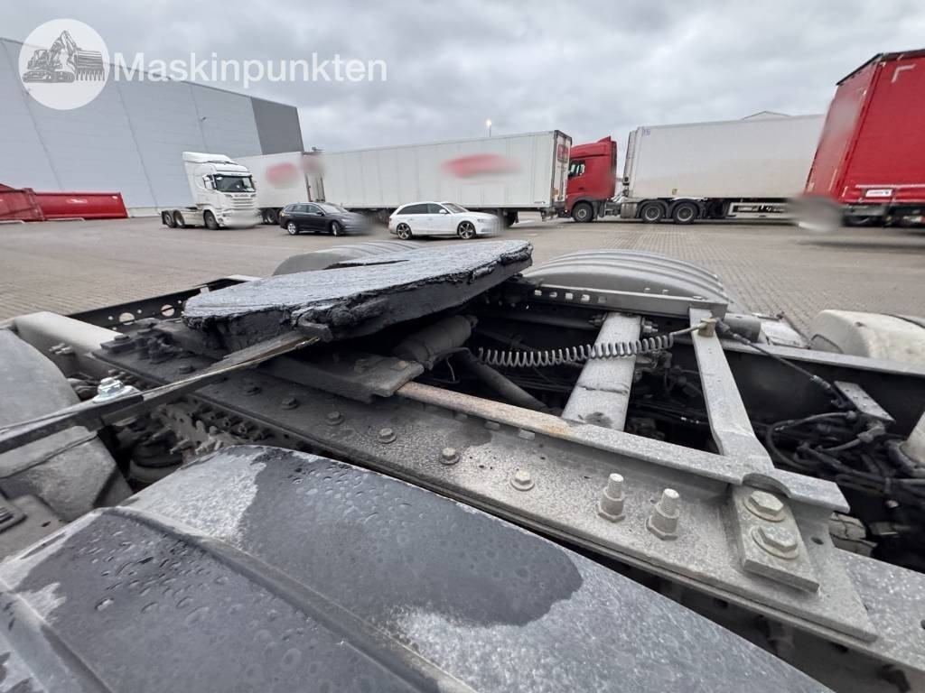 Cabeza tractora Volvo FH: foto 25