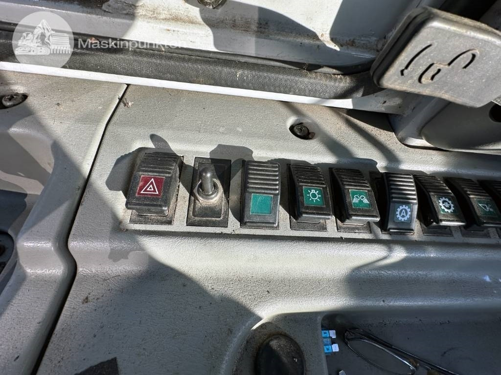 Cargadora de ruedas Hyundai HL 730 TM-7: foto 26 Cargadora de ruedas Hyundai HL 730 TM-7: foto 26