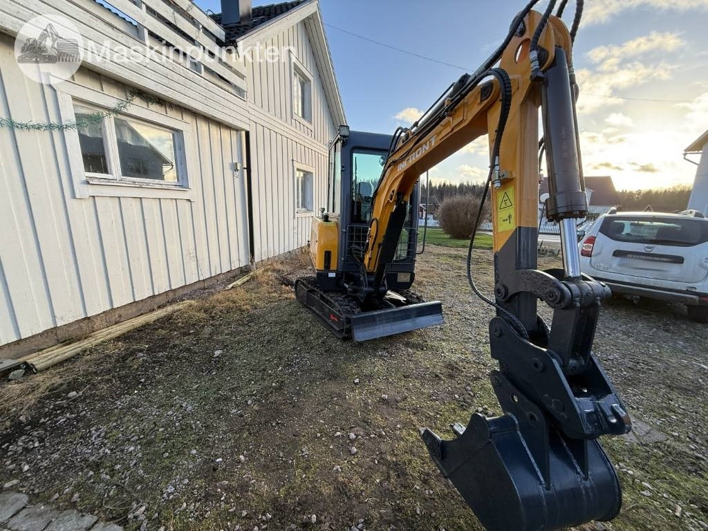 Infront Minigrävare - Miniexcavadora: foto 4 Infront Minigrävare - Miniexcavadora: foto 4