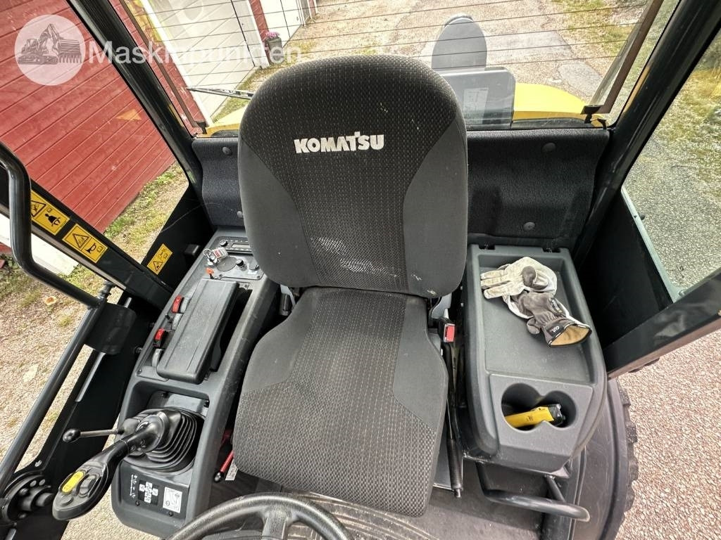 Cargadora de ruedas Komatsu WA 70 M-8: foto 16