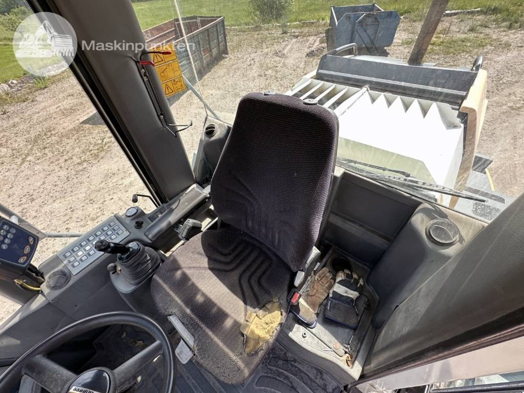 Cargadora de ruedas Liebherr L 544: foto 12