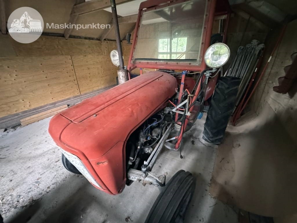 Massey Ferguson 35 - Tractor: foto 5 Massey Ferguson 35 - Tractor: foto 5
