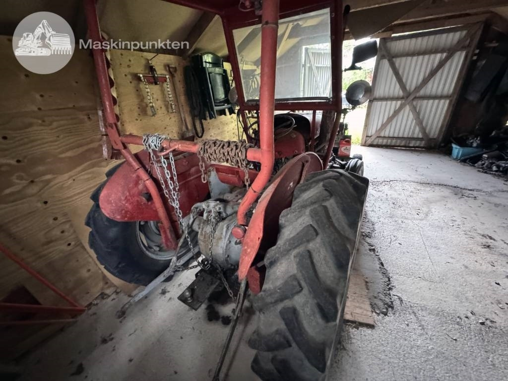 Massey Ferguson 35 - Tractor: foto 3 Massey Ferguson 35 - Tractor: foto 3