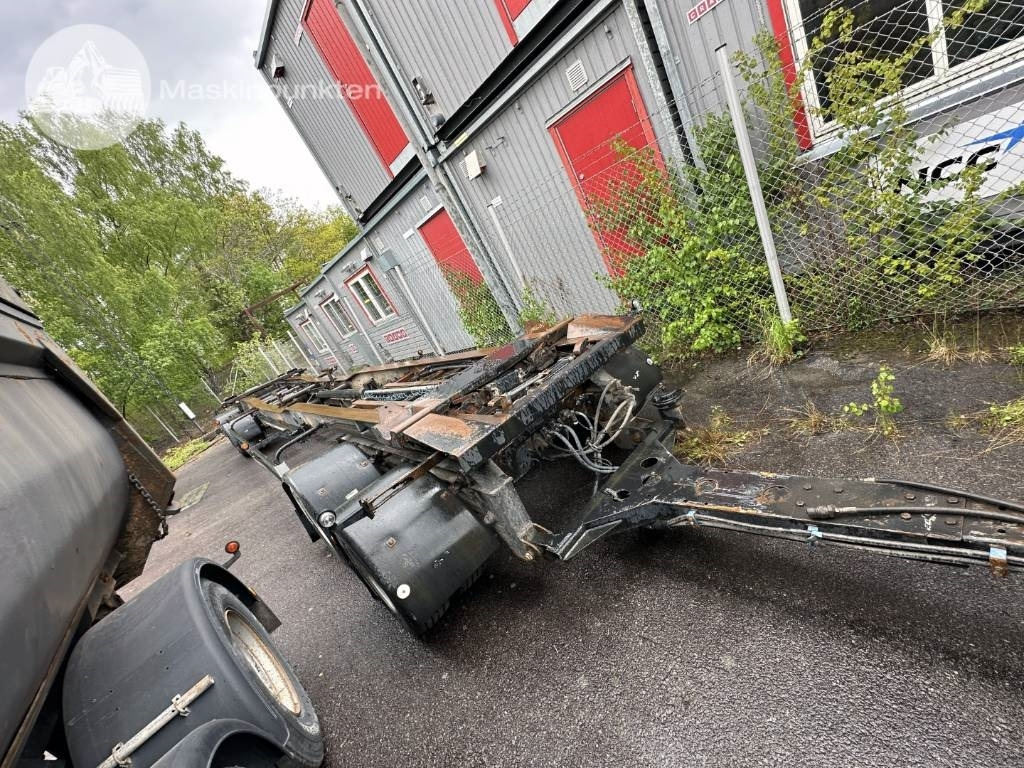 Mjölbysläpet VFP4-12,5-3 - Remolque multilift/ Portacontenedores de cadenas: foto 2 Mjölbysläpet VFP4-12,5-3 - Remolque multilift/ Portacontenedores de cadenas: foto 2