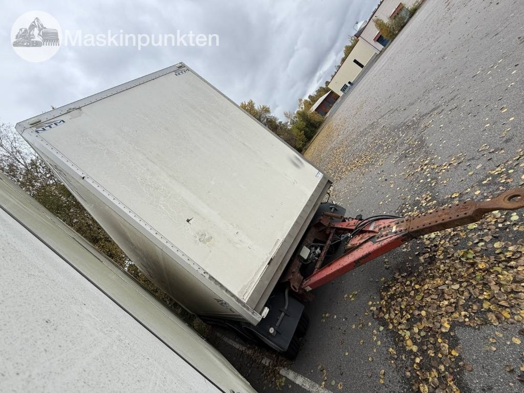 NTM UTP-29/39L-4 - Remolque caja cerrada: foto 3 NTM UTP-29/39L-4 - Remolque caja cerrada: foto 3