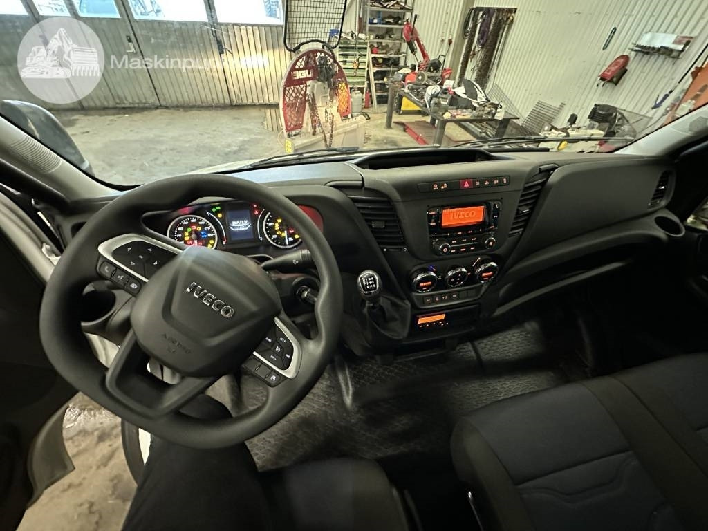 Otros maquinaria Iveco 70C 18: foto 14
