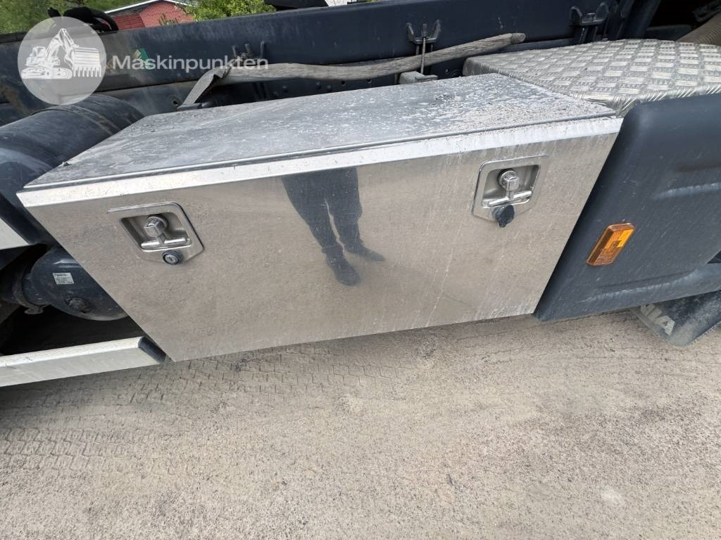 Camión volquete Scania G 400: foto 23