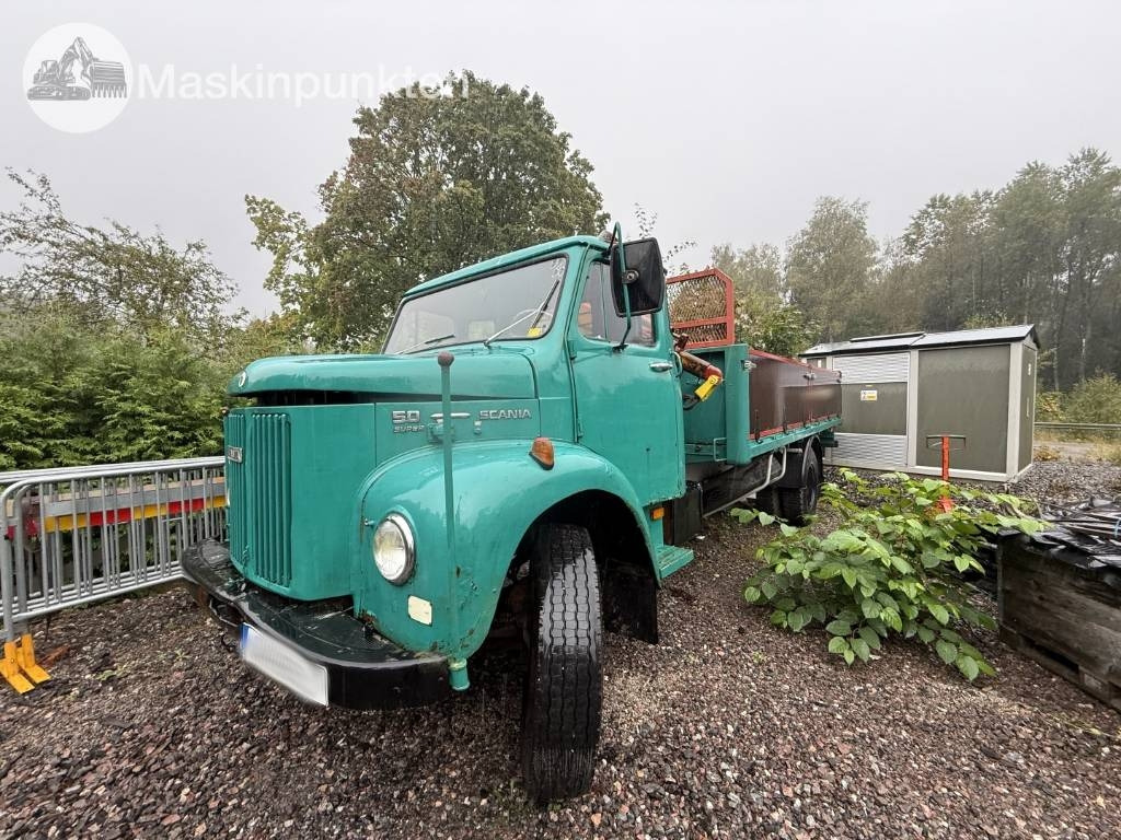 Scania L 50 - Camión grúa: foto 1 Scania L 50 - Camión grúa: foto 1