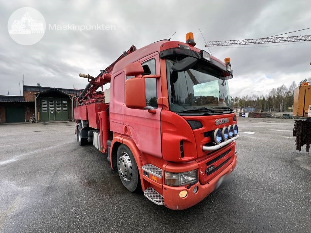 Scania P 230 LB - Camión hormigonera: foto 2 Scania P 230 LB - Camión hormigonera: foto 2