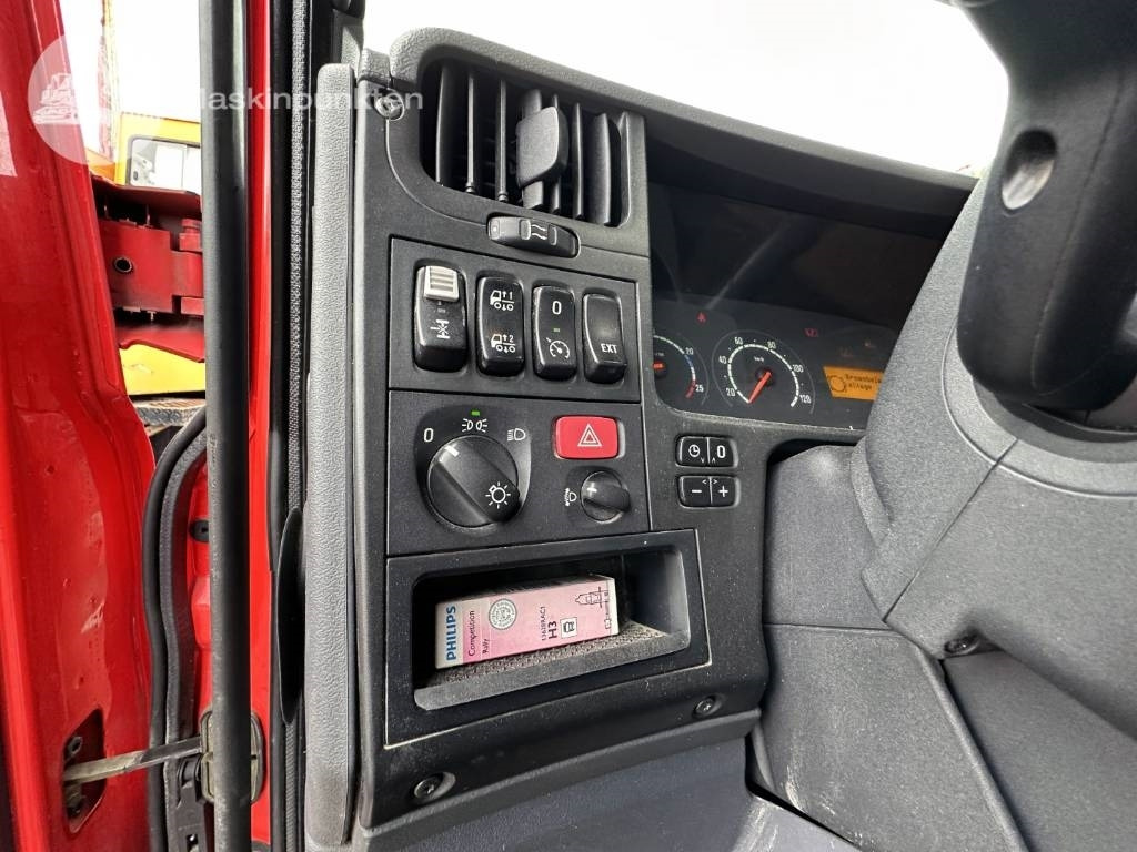 Camión hormigonera Scania P 230 LB: foto 25