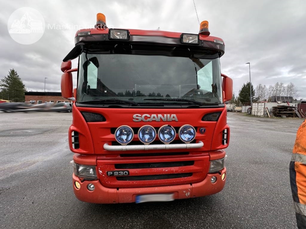 Scania P 230 LB - Camión hormigonera: foto 3 Scania P 230 LB - Camión hormigonera: foto 3