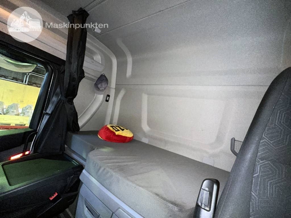 Camión caja cerrada Scania R 450: foto 15