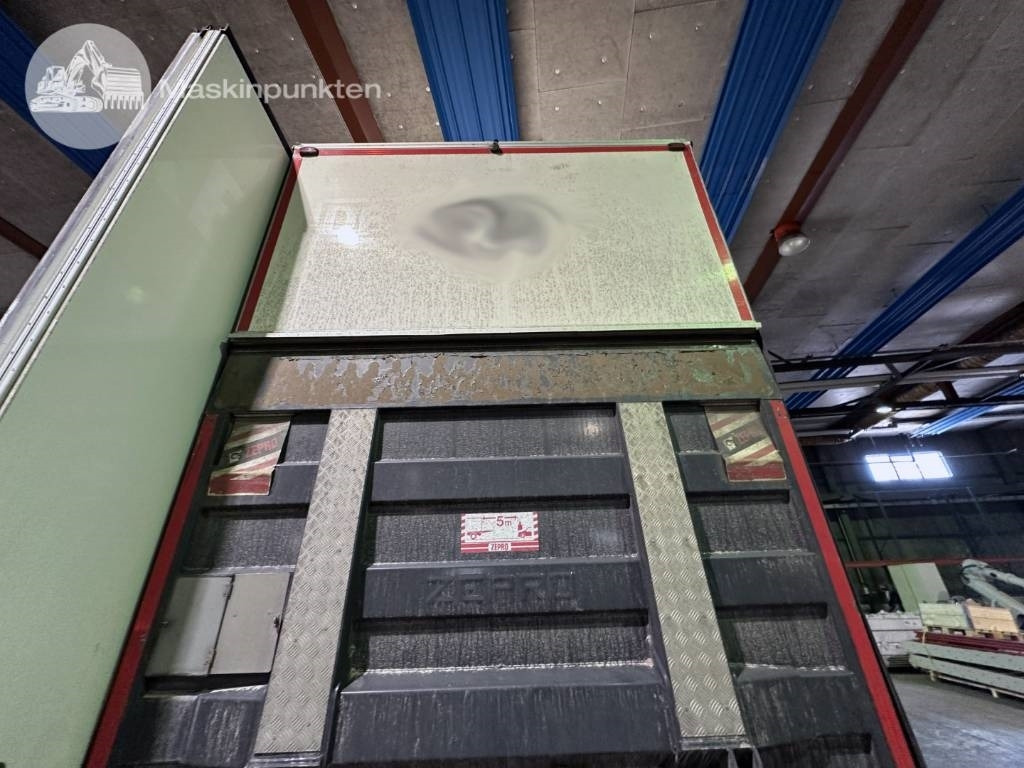 Camión caja cerrada Scania R 450: foto 41