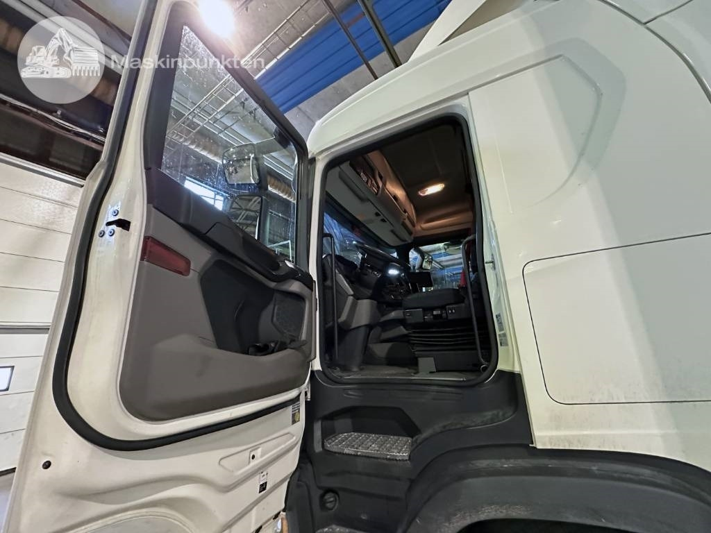 Camión caja cerrada Scania R 450: foto 9