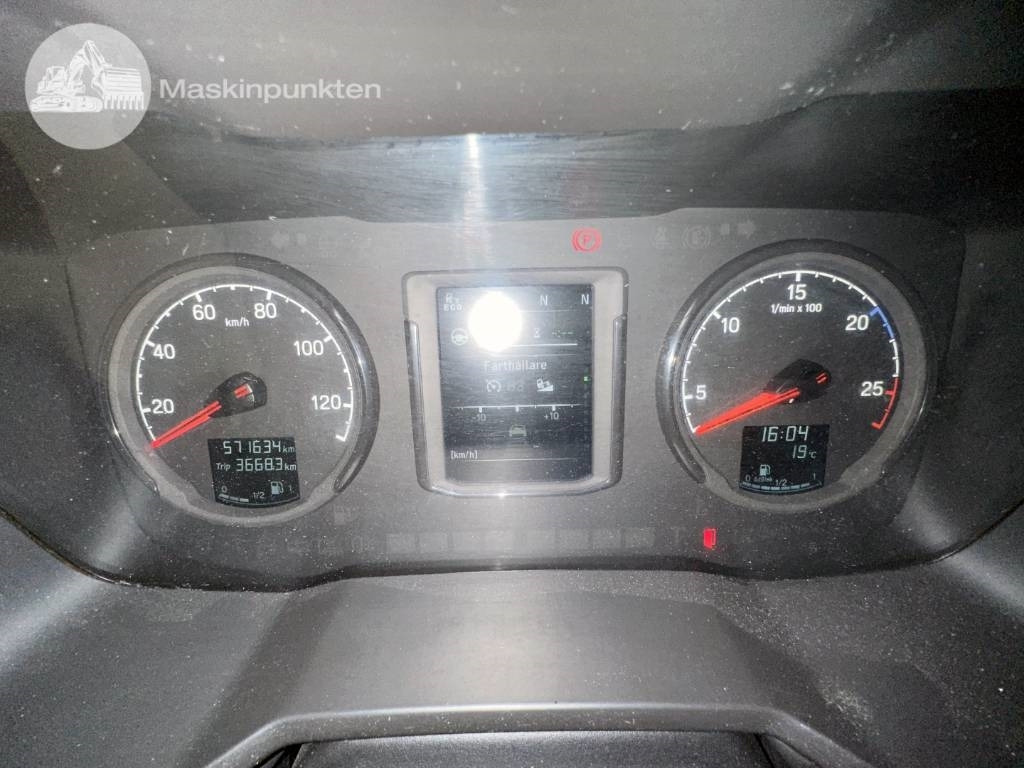 Camión caja cerrada Scania R 450: foto 23