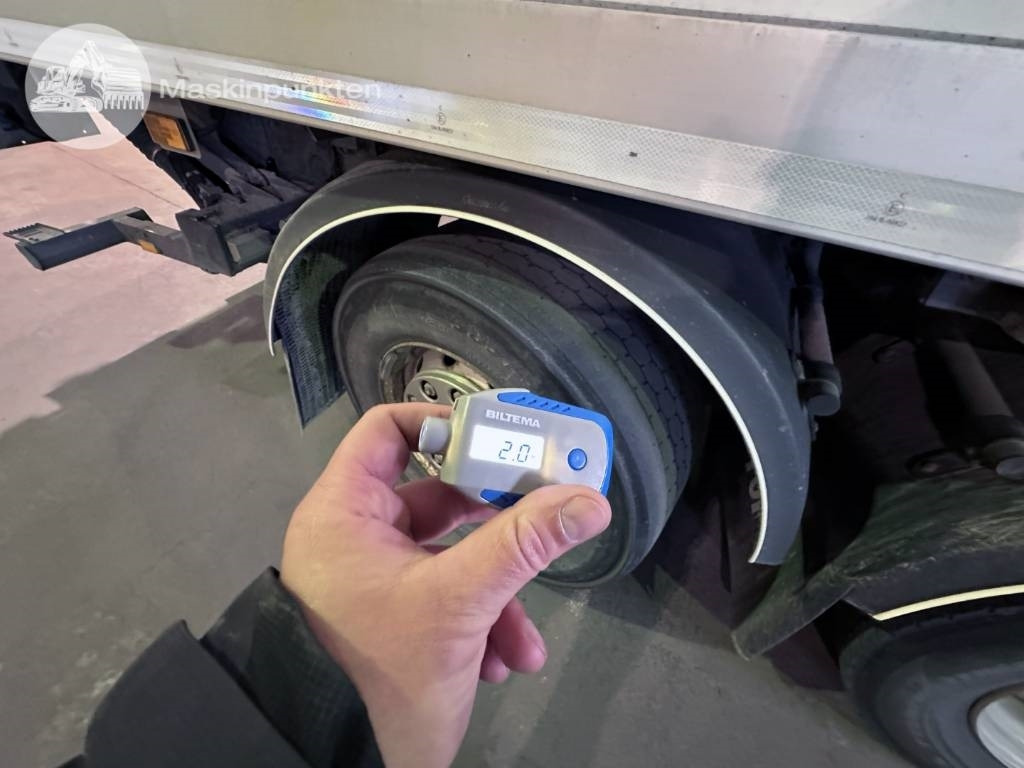 Camión caja cerrada Scania R 450: foto 42