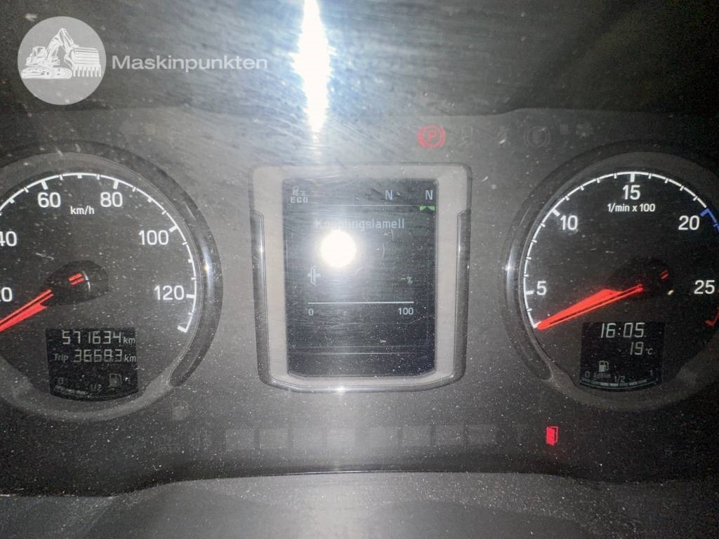 Camión caja cerrada Scania R 450: foto 25