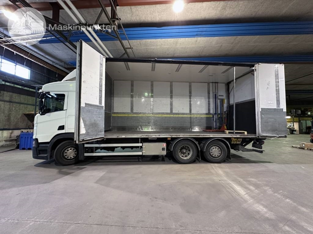 Camión caja cerrada Scania R 450: foto 8