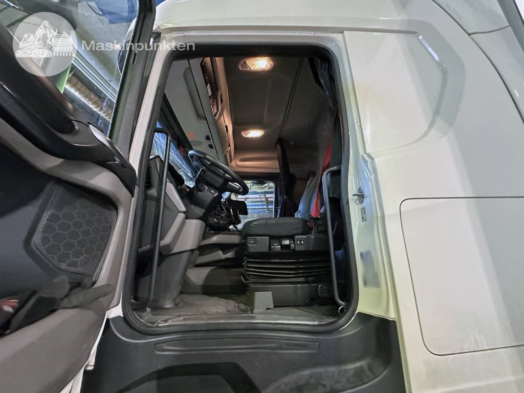 Camión caja cerrada Scania R 450: foto 10