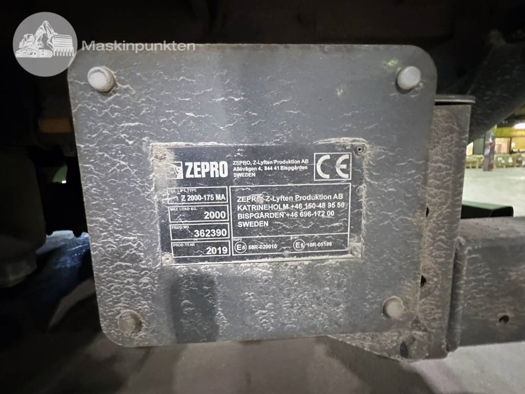 Camión caja cerrada Scania R 450: foto 38