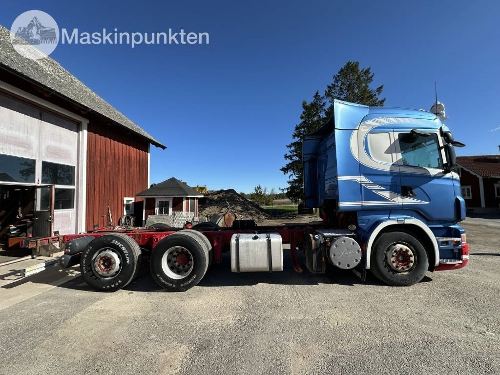 Scania R 560 LB - Camión chasis: foto 4 Scania R 560 LB - Camión chasis: foto 4