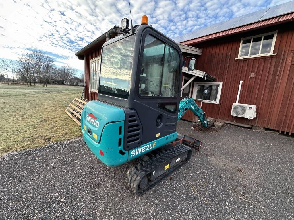 Sunward SWE 20 F med släp! - Miniexcavadora: foto 4 Sunward SWE 20 F med släp! - Miniexcavadora: foto 4