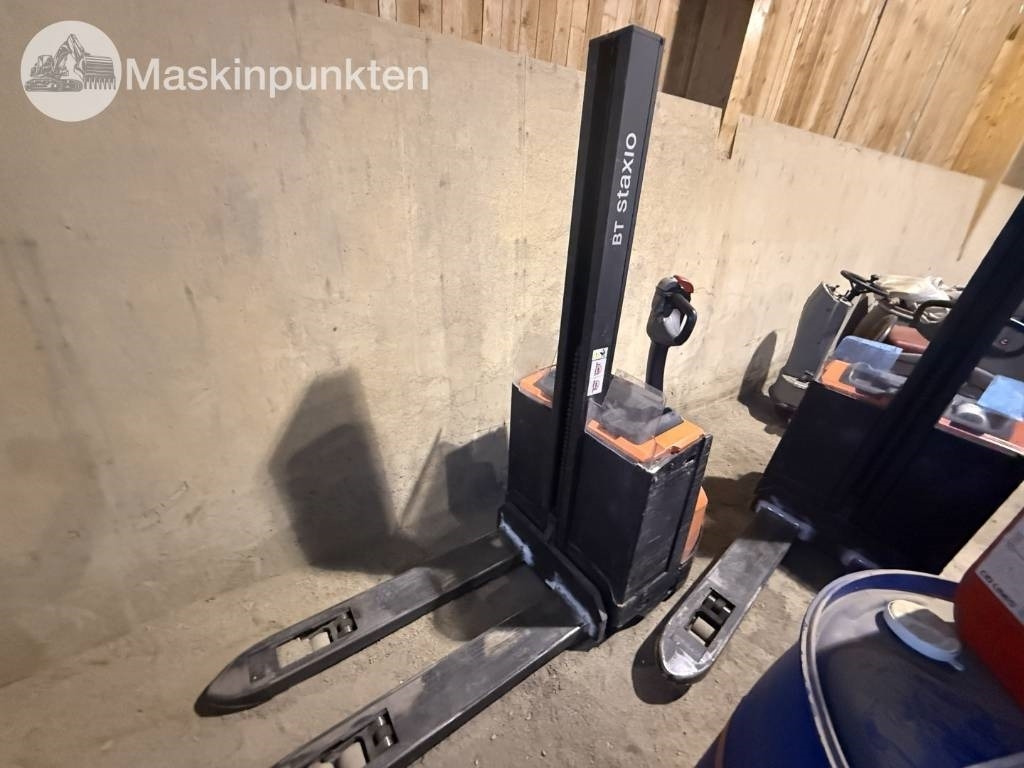 Toyota BT SWE 160 L - Carretilla elevadora eléctrica: foto 4 Toyota BT SWE 160 L - Carretilla elevadora eléctrica: foto 4