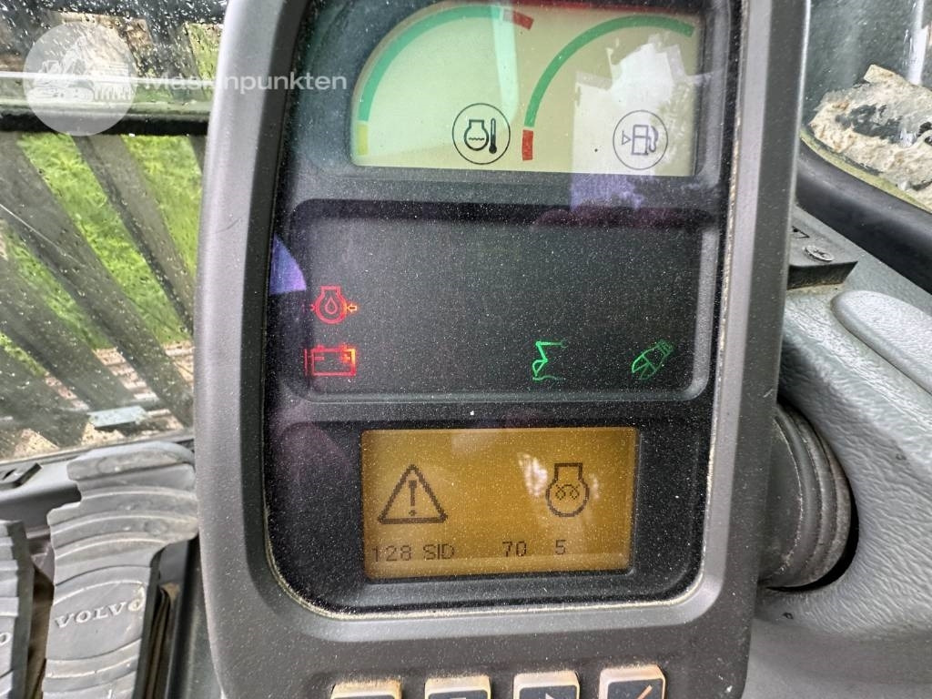Excavadora de cadenas Volvo EC 210 B LC: foto 22