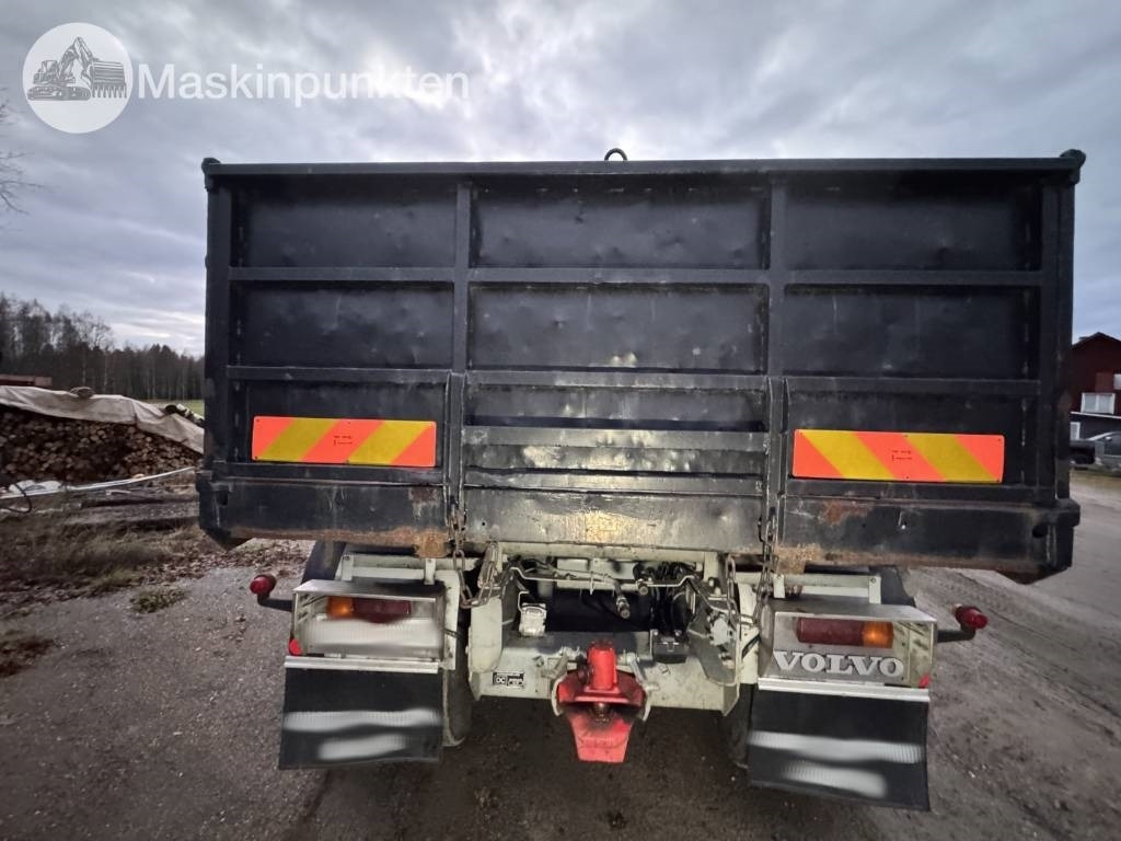 Volvo F 89-42 - Camión volquete: foto 3 Volvo F 89-42 - Camión volquete: foto 3