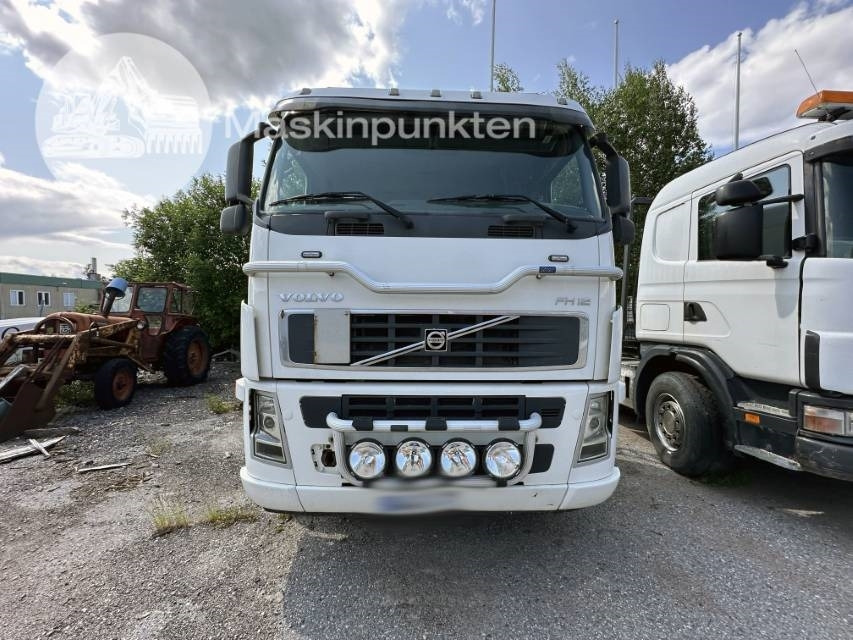 Volvo FH 12 460 LAXO - Camión portacontenedore/ Intercambiable: foto 2 Volvo FH 12 460 LAXO - Camión portacontenedore/ Intercambiable: foto 2