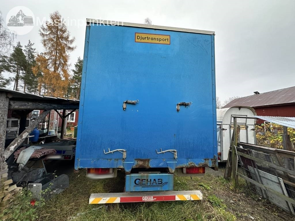 Volvo FH 12 - Camión transporte de ganado: foto 5 Volvo FH 12 - Camión transporte de ganado: foto 5