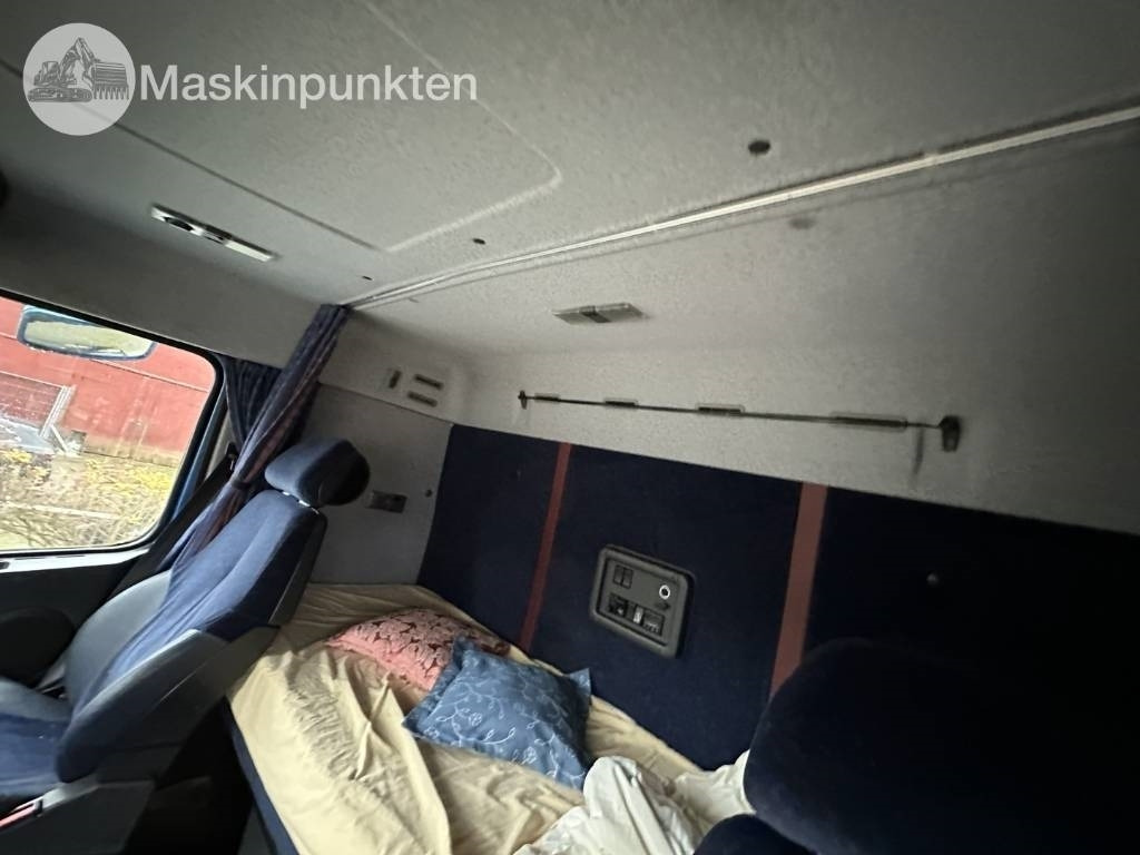 Leasing de Volvo FH 12  Volvo FH 12: foto 15