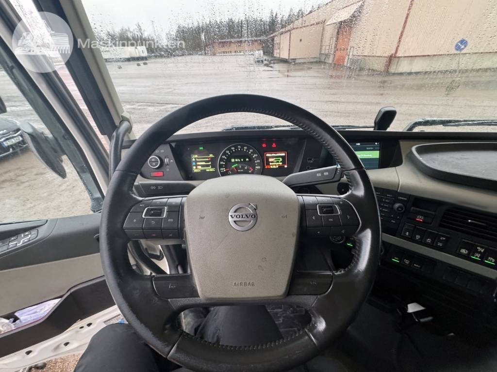 Camión caja cerrada Volvo FH 500: foto 37