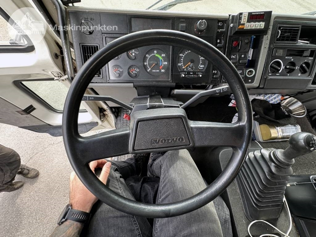 Leasing de Volvo FL 610 Verkstadsinredd  Volvo FL 610 Verkstadsinredd: foto 19