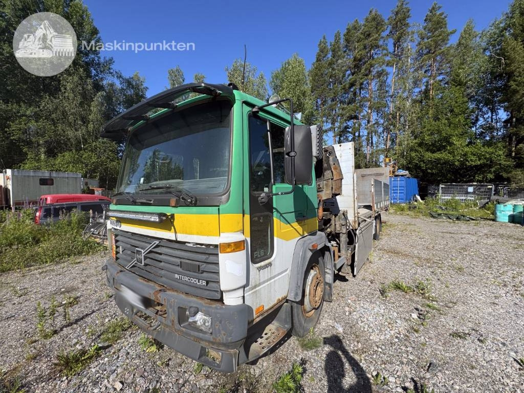 Volvo FL 614 - Camión grúa: foto 1 Volvo FL 614 - Camión grúa: foto 1