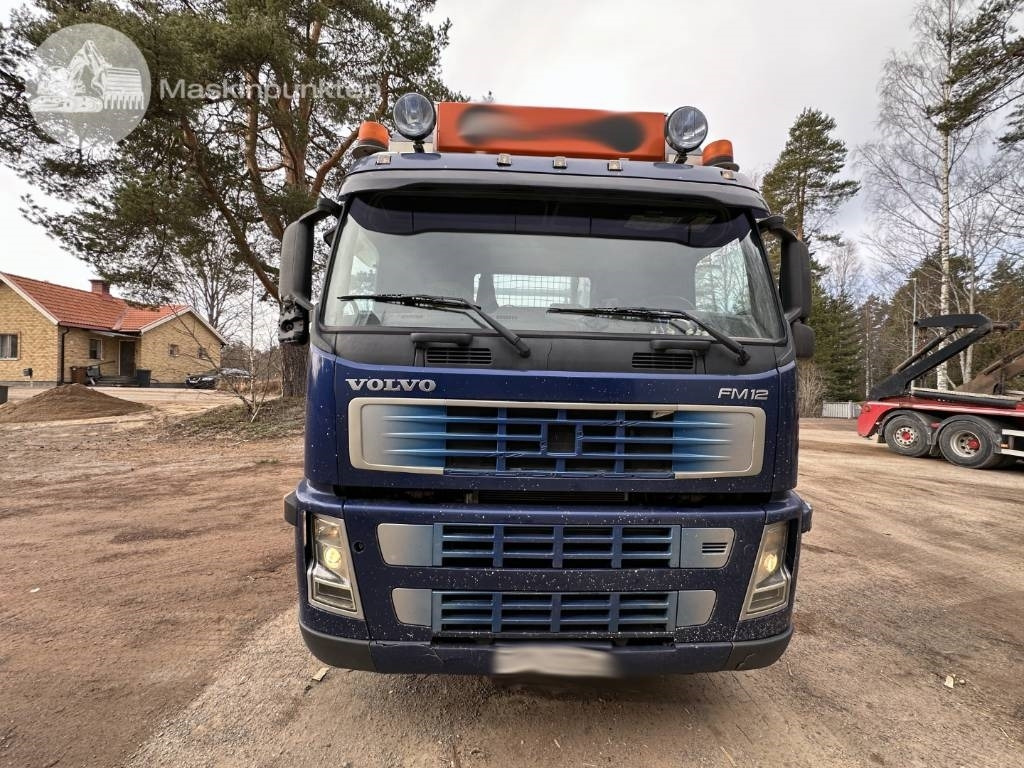 Volvo FM 12 420 LAXO Liftdumper + lastväxlare + flak  - Camión portacontenedor de cadenas: foto 2 Volvo FM 12 420 LAXO Liftdumper + lastväxlare + flak  - Camión portacontenedor de cadenas: foto 2