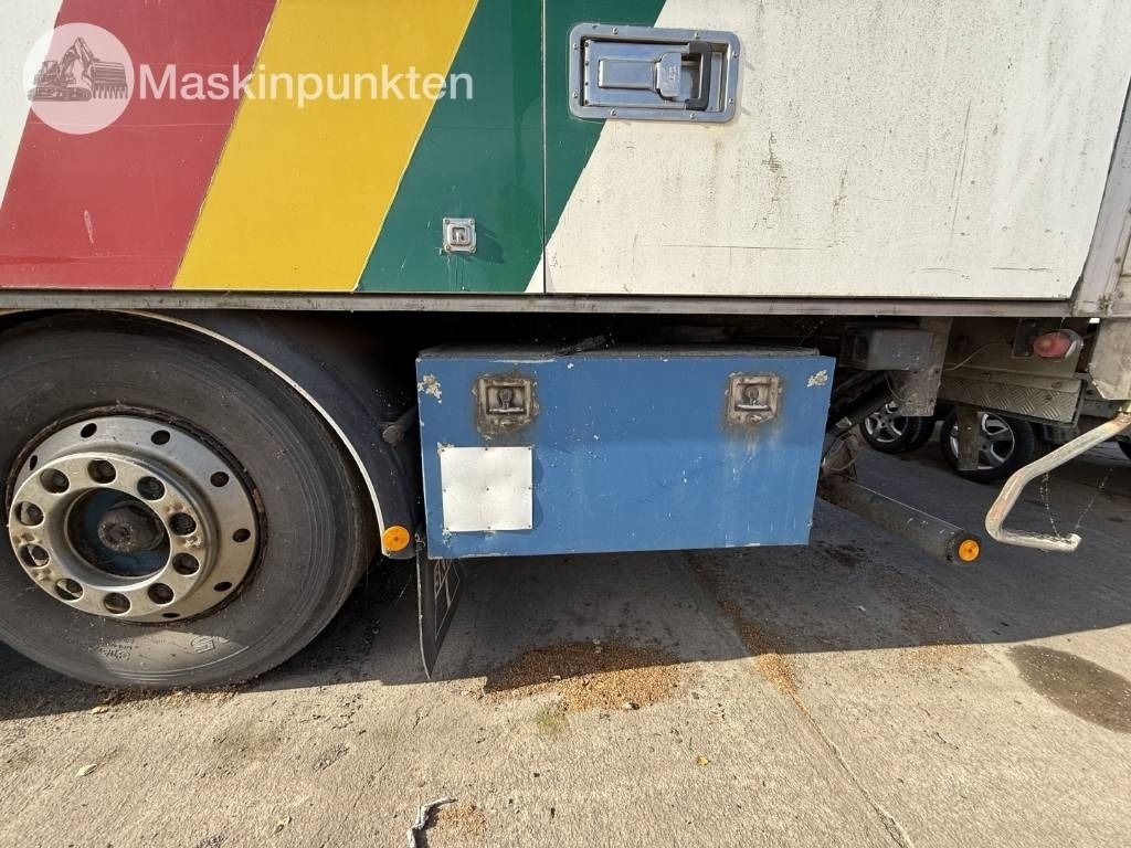 Camión caja cerrada Volvo FM 12: foto 30 Camión caja cerrada Volvo FM 12: foto 30