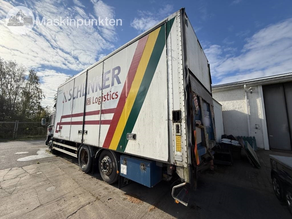 Camión caja cerrada Volvo FM 12: foto 6 Camión caja cerrada Volvo FM 12: foto 6