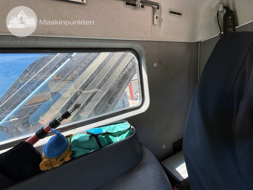 Camión grúa Volvo FM 330: foto 26